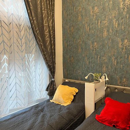 Center Apartman In The Famous Hajos Street Budapest Exterior foto